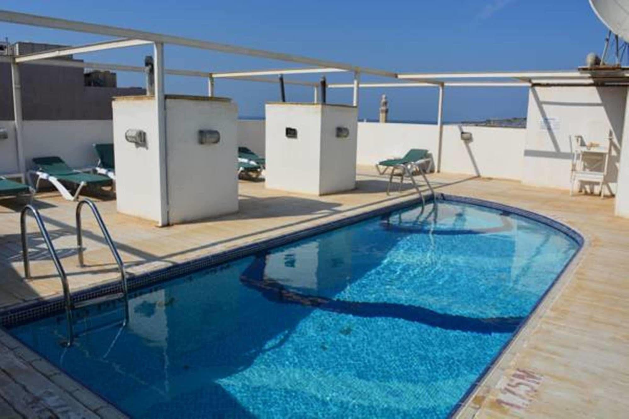 Sandras Inn Дубай Екстериор снимка